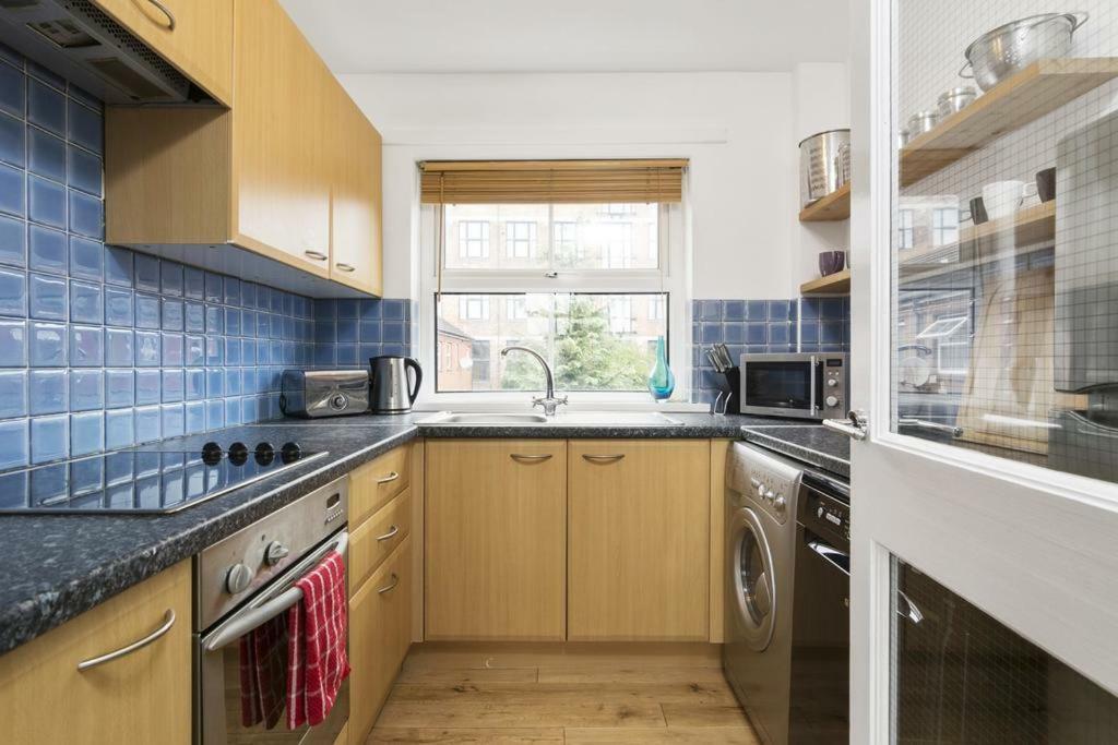 Salisbury Street Apartment