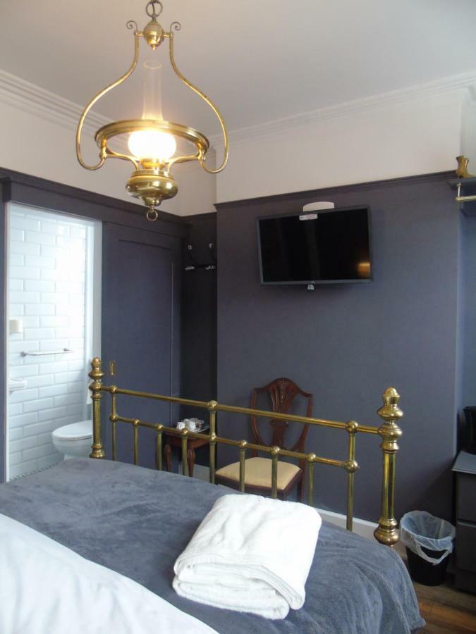 The Warren Bed & Breakfast *