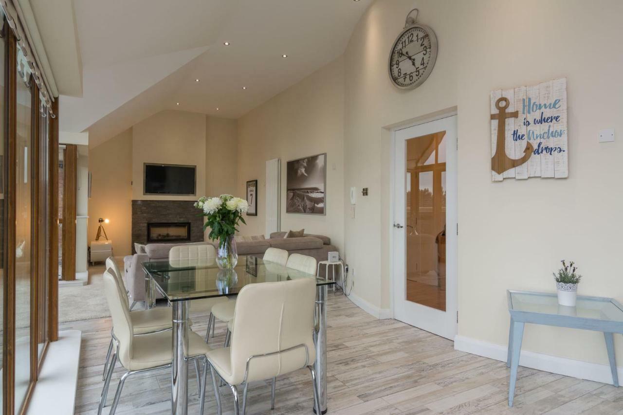 Apartment Penthouse, Park Royal Apartments, 841 Lisburn Road