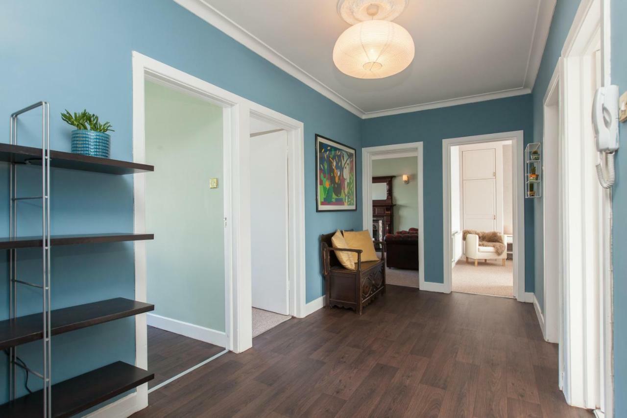 Knockhill Court Apartment *