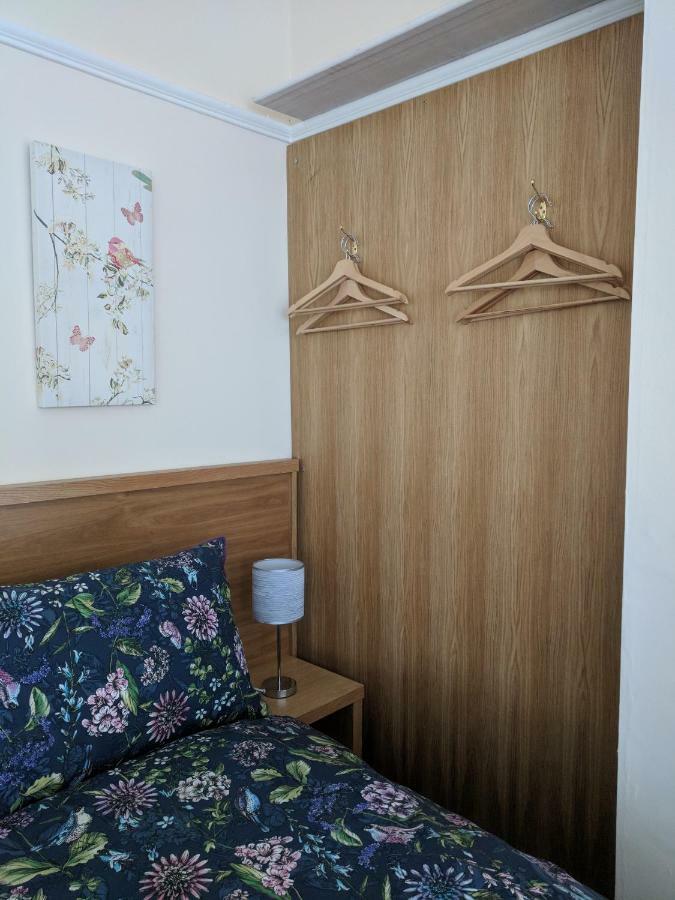 Apt 4, 16 College Gardens Apartment Belfast