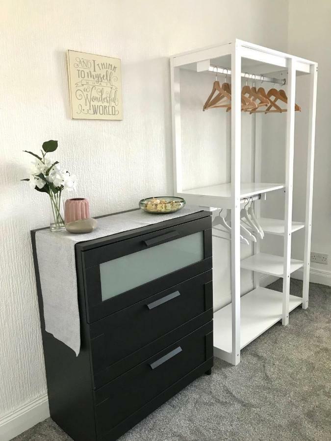 Castleton Townhouse Apartment *