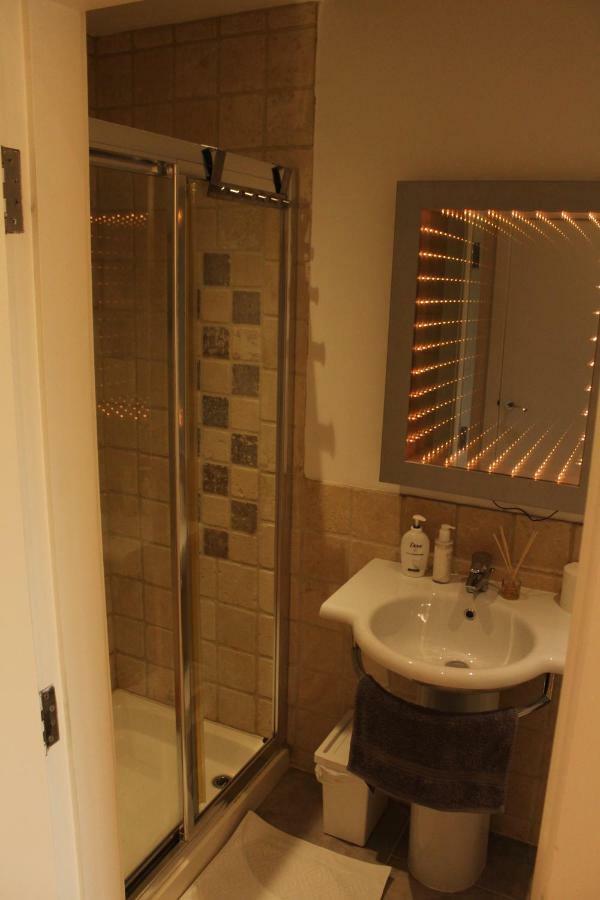 Apartment Penthouse, Park Royal Apartments, 841 Lisburn Road Belfast