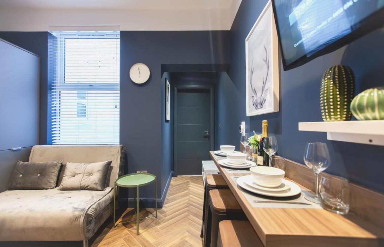Yellow Hive Boutique 1 Apartment *
