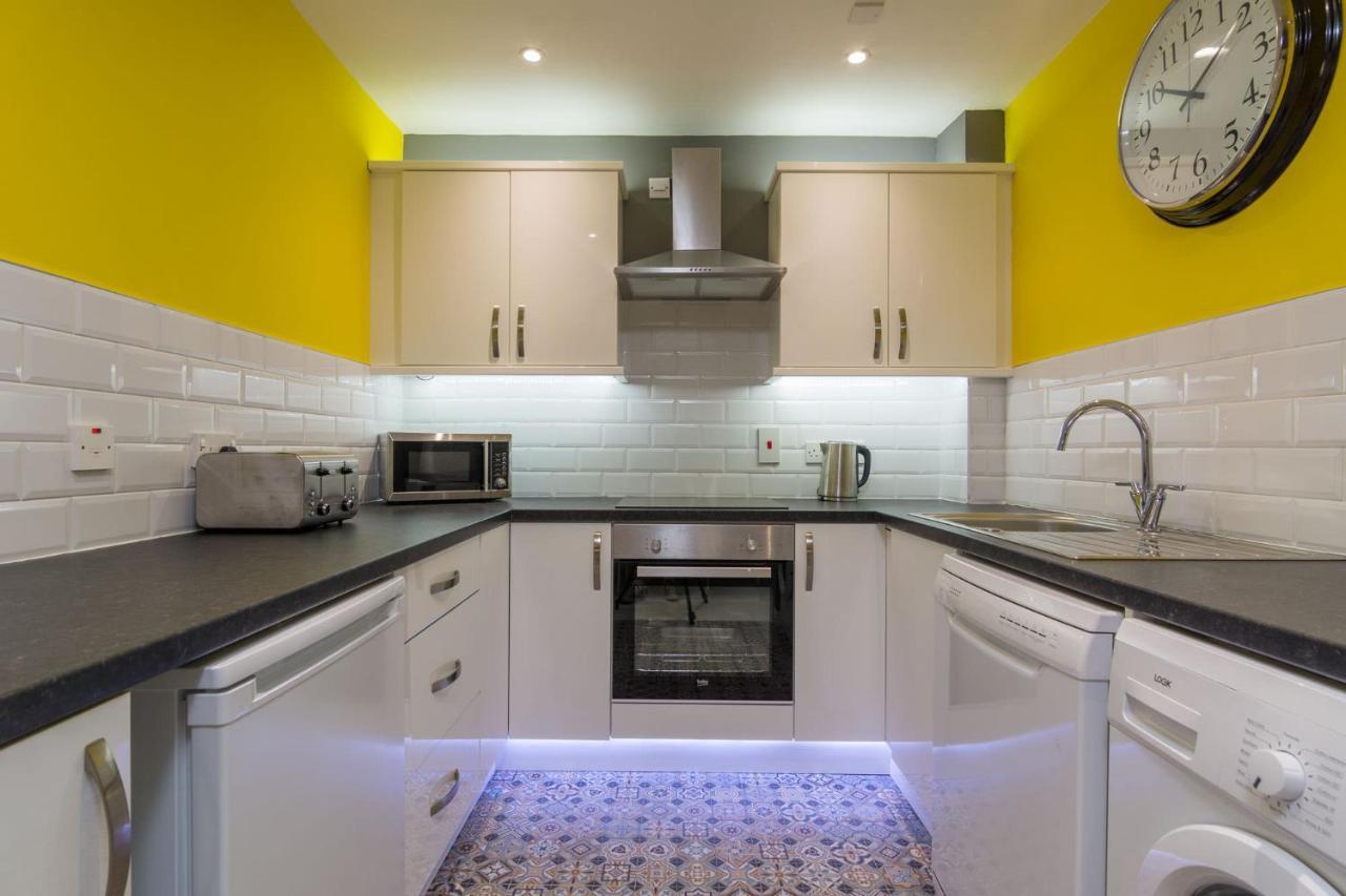 Central Belfast Apartments: Citygate Apartment *