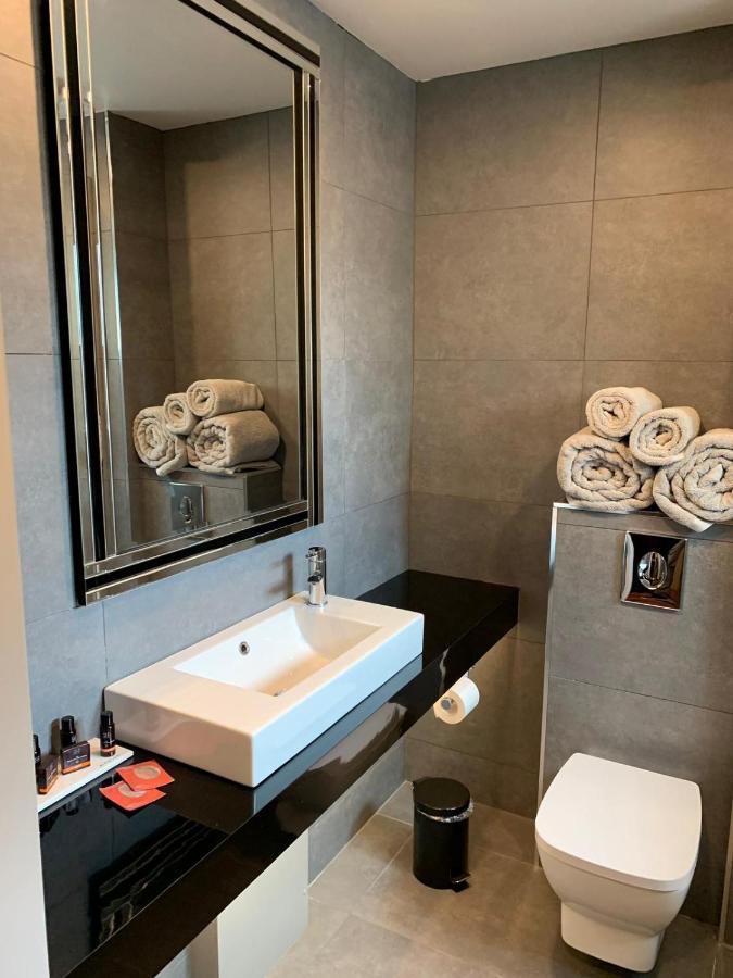 The Lansdowne 3* Belfast